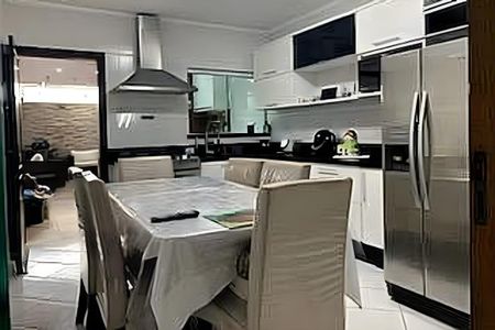 Casa à venda com 105m², 3 quartos e 2 vagas