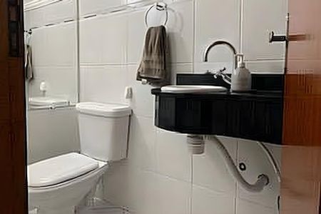 Casa à venda com 105m², 3 quartos e 2 vagas