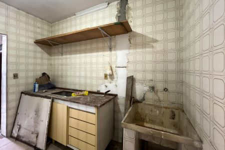 Casa à venda com 150m², 3 quartos e 1 vagaÁrea de Serviço