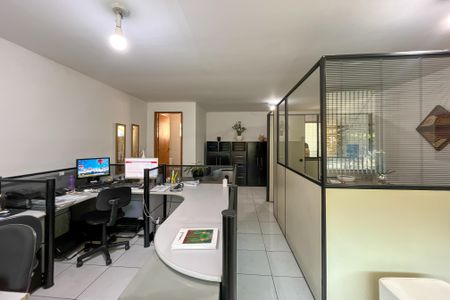 Casa à venda com 150m², 3 quartos e 1 vagaEscritório