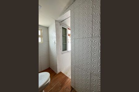 Casa à venda com 150m², 3 quartos e 1 vagaBanheiro 2