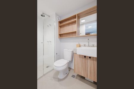 Banheiro Social de kitnet/studio para alugar com 1 quarto, 34m² em Indianópolis, São Paulo