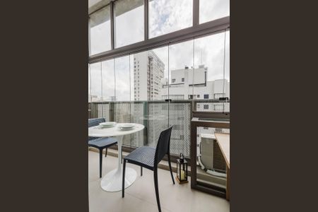Varanda da Sala de kitnet/studio para alugar com 1 quarto, 34m² em Indianópolis, São Paulo