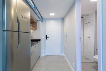 Cozinha de kitnet/studio para alugar com 1 quarto, 34m² em Indianópolis, São Paulo