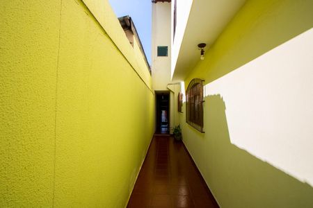 Casa à venda com 183m², 3 quartos e 2 vagasCorredor