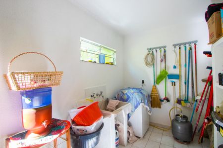 Casa à venda com 183m², 3 quartos e 2 vagasÁrea de serviço