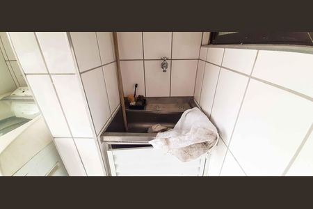 Apartamento para alugar com 75m², 2 quartos e 1 vagaÁrea de Serviço