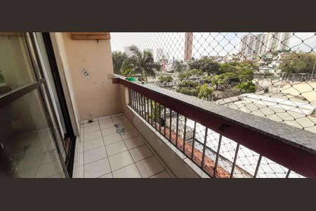 Apartamento para alugar com 75m², 2 quartos e 1 vagaSacada