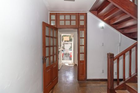 Casa à venda com 108m², 3 quartos e sem vaga Casa à venda com 108m², 3 quartos e sem vagaSala