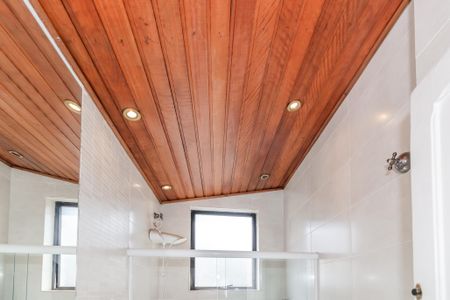 Casa à venda com 108m², 3 quartos e sem vaga Casa à venda com 108m², 3 quartos e sem vagaBanheiro