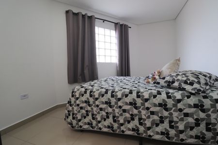 Casa à venda com 194m², 4 quartos e 2 vagasSuíte 2