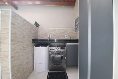 Casa à venda com 194m², 4 quartos e 2 vagasÁrea de Serviço