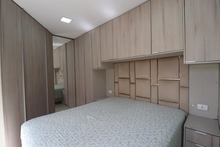 Casa à venda com 194m², 4 quartos e 2 vagasSuíte 1