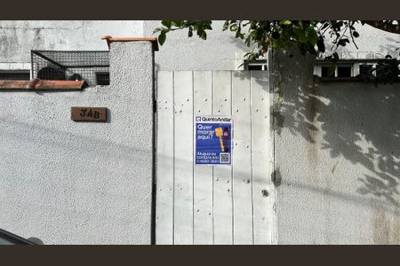 Casa de condomínio à venda com 130m², 3 quartos e 4 vagasPlaquinha