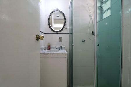 Apartamento para alugar com 80m², 2 quartos e 1 vaga Apartamento para alugar com 80m², 2 quartos e 1 vagaBanheiro Social