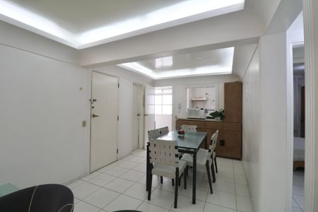 Apartamento para alugar com 80m², 2 quartos e 1 vaga Apartamento para alugar com 80m², 2 quartos e 1 vagaSala