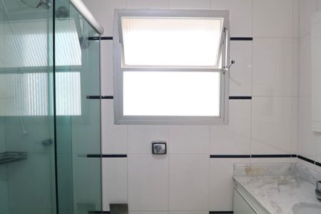 Apartamento para alugar com 80m², 2 quartos e 1 vaga Apartamento para alugar com 80m², 2 quartos e 1 vagaBanheiro da Suíte