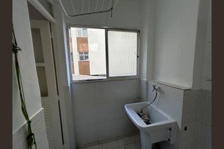 Apartamento à venda com 74m², 2 quartos e 1 vagaÁrea de Serviço