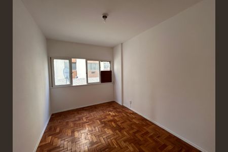Apartamento à venda com 74m², 2 quartos e 1 vagaQuarto 1