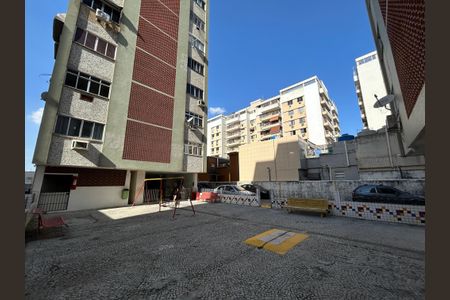Apartamento à venda com 74m², 2 quartos e 1 vagaÁrea comum - Playground