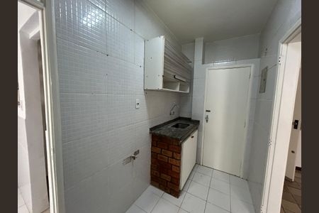 Apartamento à venda com 74m², 2 quartos e 1 vagaCozinha