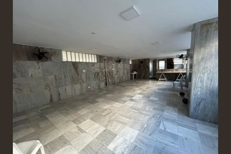 Apartamento à venda com 74m², 2 quartos e 1 vagaÁrea comum - Salão de festas