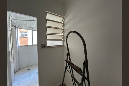 Apartamento à venda com 74m², 2 quartos e 1 vagaQuarto de Serviço