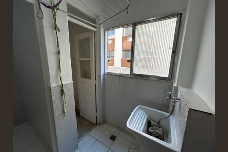 Apartamento à venda com 74m², 2 quartos e 1 vagaÁrea de Serviço