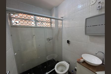 Apartamento à venda com 74m², 2 quartos e 1 vagaBanheiro