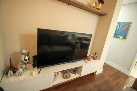 Apartamento para alugar com 69m², 2 quartos e 2 vagasSala