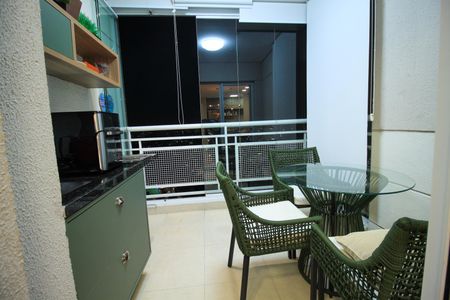 Apartamento para alugar com 69m², 2 quartos e 2 vagasSacada