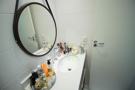 Apartamento para alugar com 69m², 2 quartos e 2 vagasSuíte Banheiro