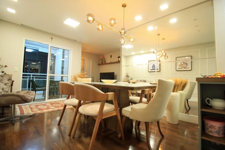 Apartamento para alugar com 69m², 2 quartos e 2 vagasSala