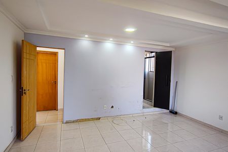 Casa à venda com 330m², 5 quartos e 4 vagasSuíte