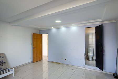 Casa à venda com 330m², 5 quartos e 4 vagasSuíte