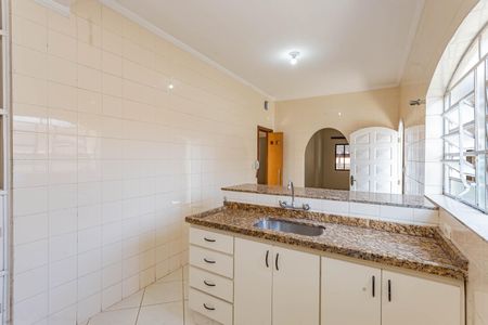 Casa para alugar com 145m², 5 quartos e 2 vagasCozinha