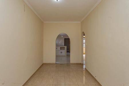 Casa para alugar com 145m², 5 quartos e 2 vagasSala