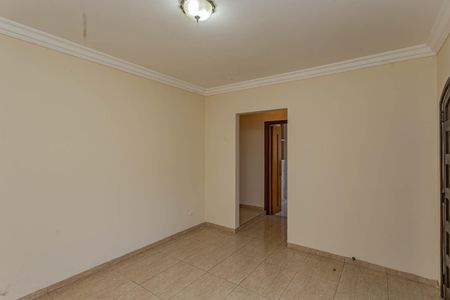 Casa para alugar com 145m², 5 quartos e 2 vagasSala