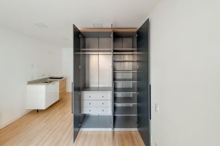 Studio para alugar com 25m², 1 quarto e sem vaga Studio para alugar com 25m², 1 quarto e sem vagaStudio