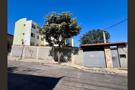 Apartamento à venda com 55m², 3 quartos e 1 vagaFachada do Prédio