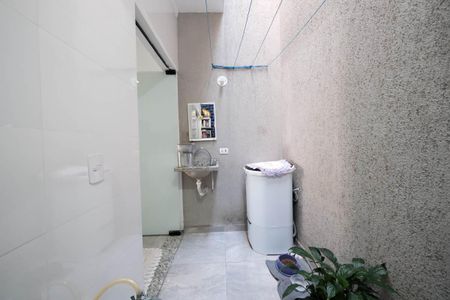 Casa à venda com 75m², 2 quartos e 1 vagaÁrea de Serviço