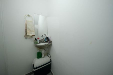 Casa à venda com 75m², 2 quartos e 1 vagaLavabo