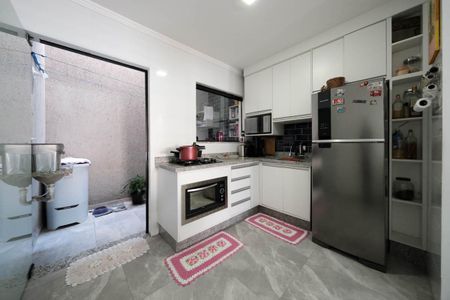 Casa à venda com 75m², 2 quartos e 1 vagaSala/Cozinha