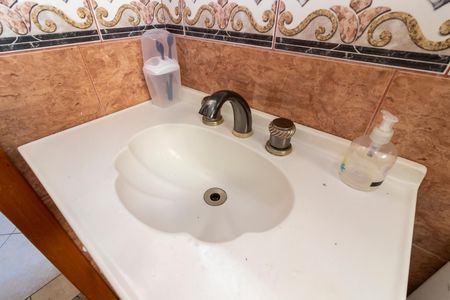 Apartamento à venda com 55m², 2 quartos e 1 vagaBanheiro Social