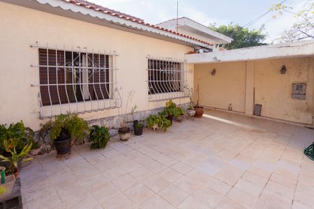 Casa à venda com 199m², 2 quartos e 3 vagasGaragem
