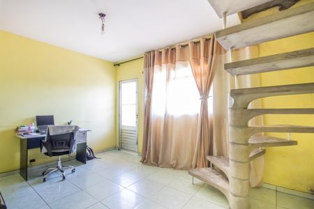Casa à venda com 77m², 3 quartos e 1 vaga Casa à venda com 77m², 3 quartos e 1 vagaSala 2