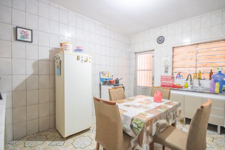 Casa à venda com 77m², 3 quartos e 1 vaga Casa à venda com 77m², 3 quartos e 1 vagaCozinha