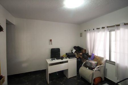 Casa à venda com 200m², 3 quartos e 2 vagasSala