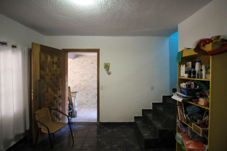 Casa à venda com 200m², 3 quartos e 2 vagasSala