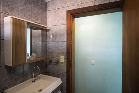 Casa à venda com 200m², 3 quartos e 2 vagasBanheiro Social